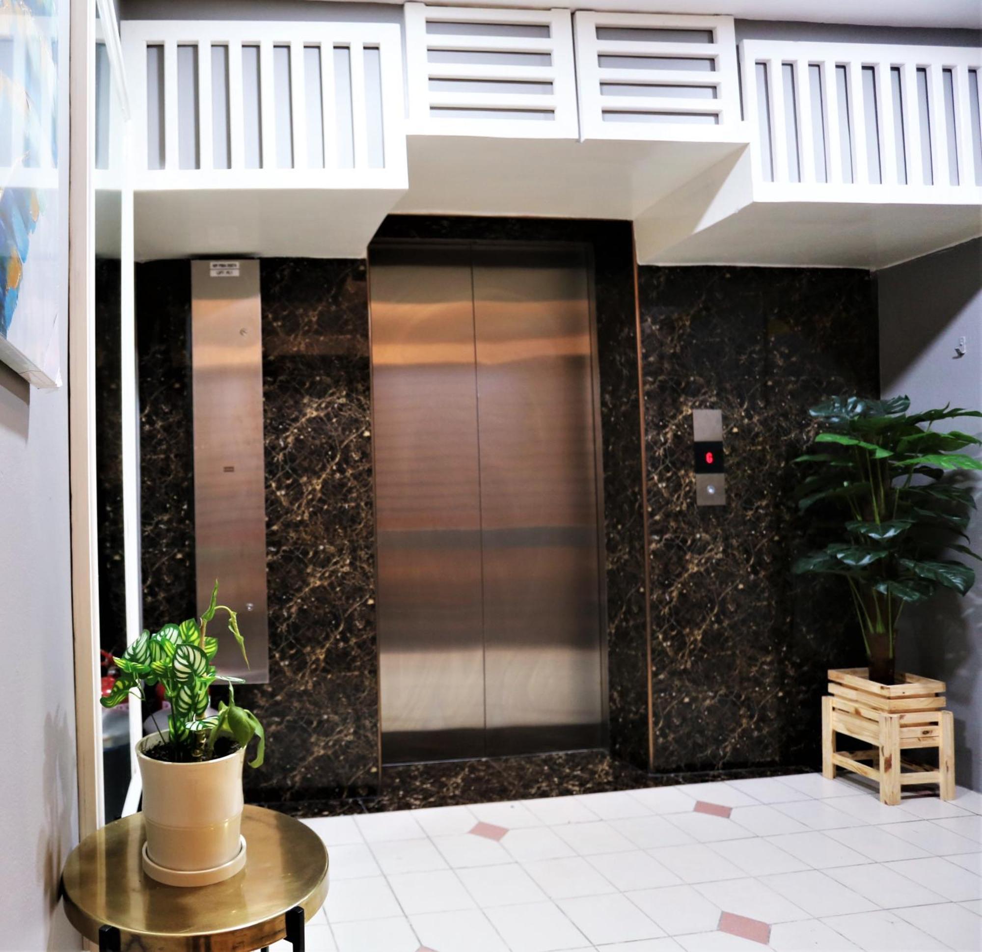 Orkid Hotel At Bukit Bintang Kuala Lumpur Exterior foto